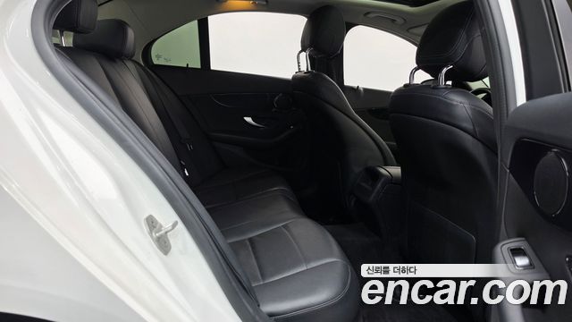Mercedes-Benz C-Class (W205) C200 d 2016 — фото 12