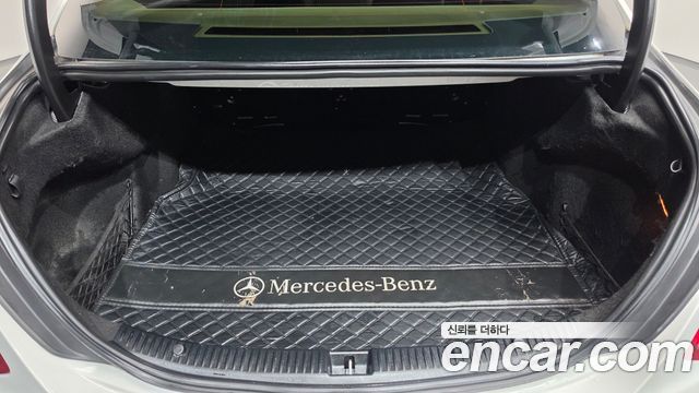 Mercedes-Benz C-Class (W205) C200 d 2016 — фото 20