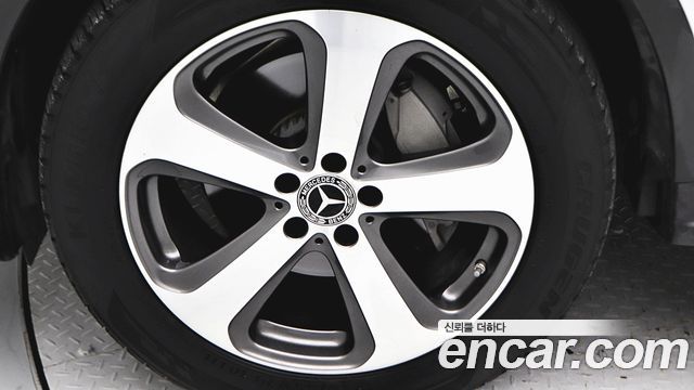 Mercedes-Benz GLC-Class (X253) GLC300 4MATIC 2019 — фото 5