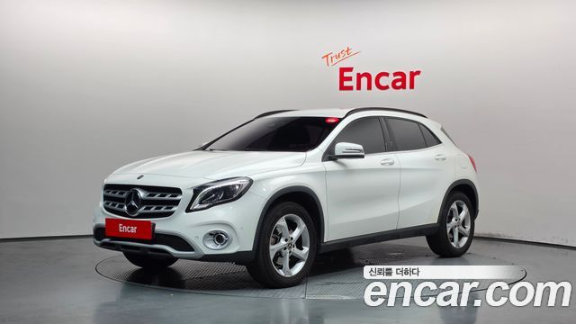 Mercedes-Benz GLA-Class (X156) GLA220