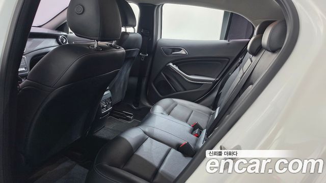 Mercedes-Benz GLA-Class (X156) GLA220 2019 — фото 18