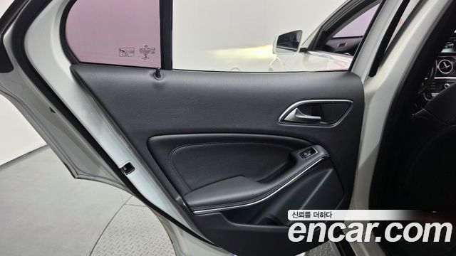 Mercedes-Benz GLA-Class (X156) GLA220 2019 — фото 25