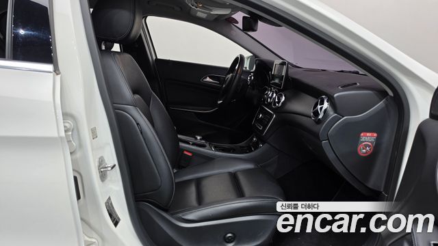 Mercedes-Benz GLA-Class (X156) GLA220 2019 — фото 26