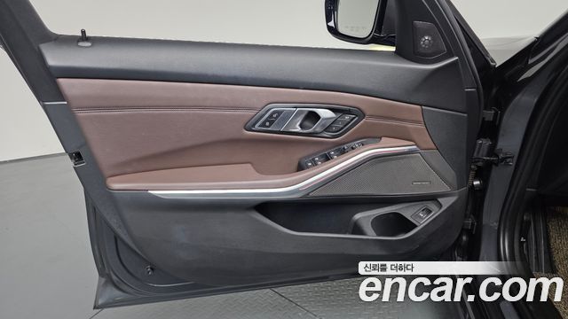 BMW 3 Series (G20) 330i Luxury 2019 — фото 24