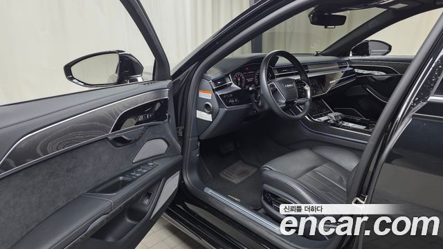 Audi A8 (D5) 55 TFSI Quattro Premium LWB 2023 — фото 10