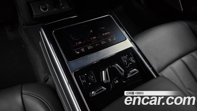 Audi A8 (D5) 55 TFSI Quattro Premium LWB 2023 — фото 17