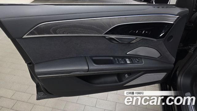 Audi A8 (D5) 55 TFSI Quattro Premium LWB 2023 — фото 24