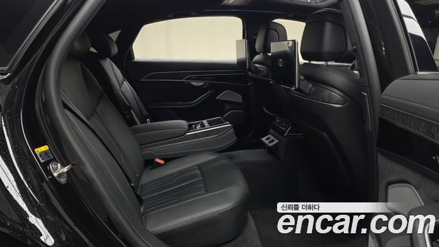 Audi A8 (D5) 55 TFSI Quattro Premium LWB 2023 — фото 26