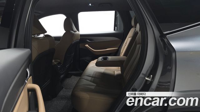 Renault Korea Grand Koleos 1.5 E-TECH Iconic 2WD 2025 — фото 12