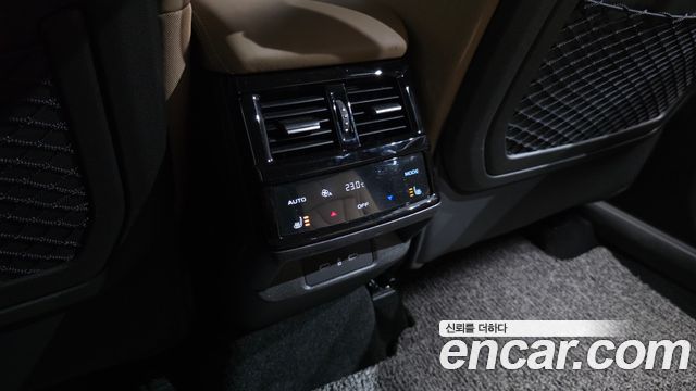 Renault Korea Grand Koleos 1.5 E-TECH Iconic 2WD 2025 — фото 31