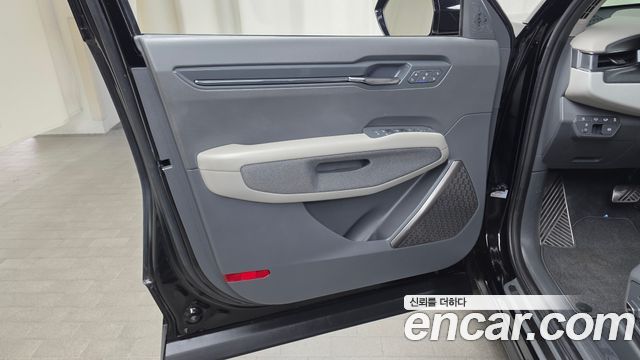 Kia EV9 Long Range 4WD Earth 2024 — фото 24