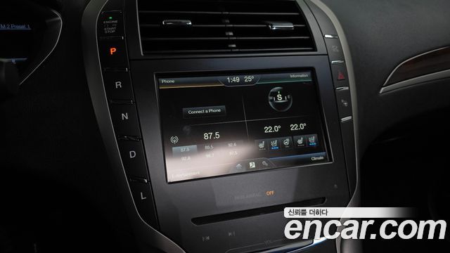 Lincoln MKZ Hybrid 2nd 2016 — фото 9