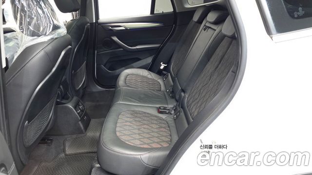 BMW X1 (F48) xDrive 20i xLine 2021 — фото 11