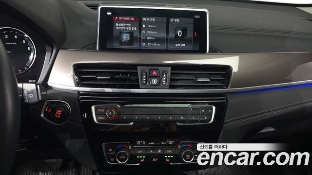 BMW X1 (F48) xDrive 20i xLine 2021 — фото 12