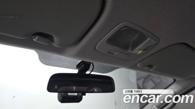 Hyundai Grand Starex 3-Seater VAN CVX Deluxe 2011 — фото 18