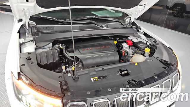 Jeep Compass (II) 2.4 limited 2WD 2022 — фото 6