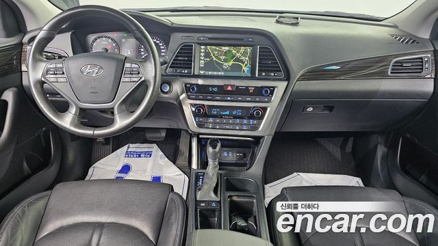 Hyundai Sonata (LF) 2.0 Premium 2017 — фото 7