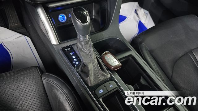 Hyundai Sonata (LF) 2.0 Premium 2017 — фото 9