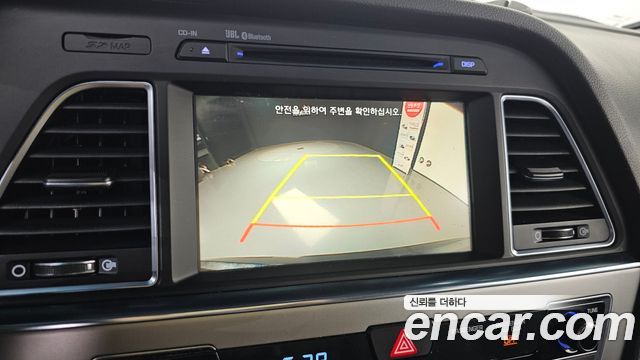 Hyundai Sonata (LF) 2.0 Premium 2017 — фото 17