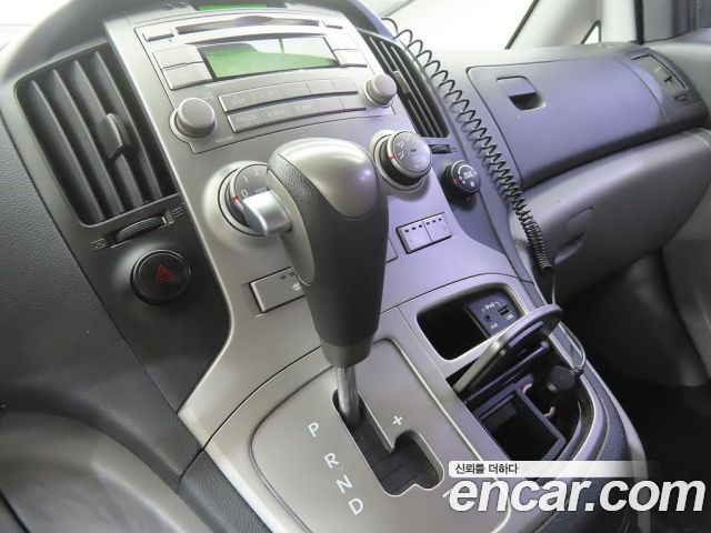 Hyundai Grand Starex 12-Seater Wagon CVX Luxury 2013 — фото 16