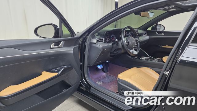 Kia K5 (III) 2.0 Prestige 2022 — фото 10