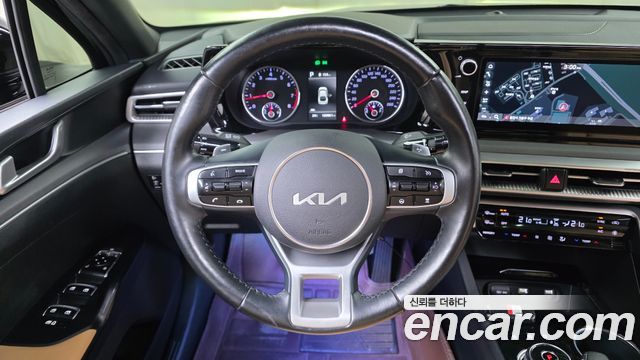 Kia K5 (III) 2.0 Prestige 2022 — фото 14