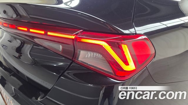 Kia K5 (III) 2.0 Prestige 2022 — фото 23