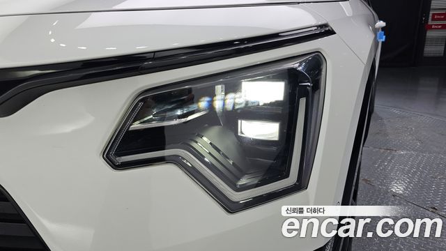 Kia Niro Signature 2022 — фото 22