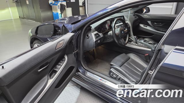 BMW 6 Series (F12) 640d xDrive M Sport Gran Coupe 2017 — фото 10