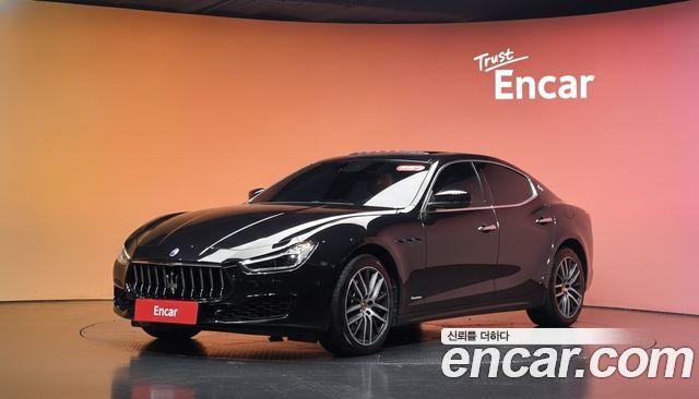 Maserati Ghibli 2.0 Granlusso 3rd