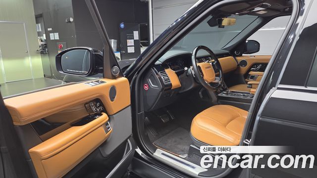 Land Rover Range Rover (IV) 5.0 SC Range Rover Fifty 2021 — фото 10