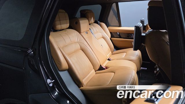 Land Rover Range Rover (IV) 5.0 SC Range Rover Fifty 2021 — фото 11