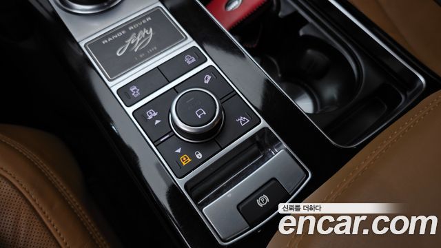Land Rover Range Rover (IV) 5.0 SC Range Rover Fifty 2021 — фото 17