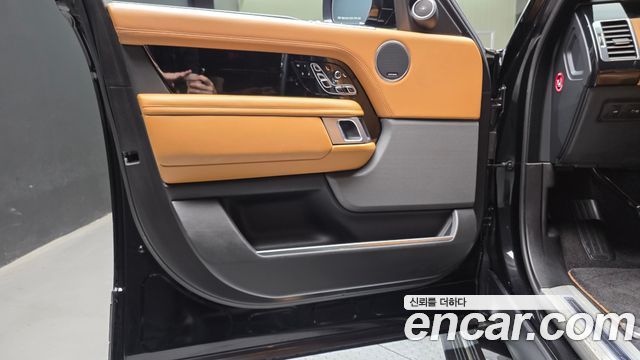 Land Rover Range Rover (IV) 5.0 SC Range Rover Fifty 2021 — фото 24