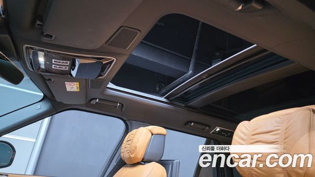 Land Rover Range Rover (IV) 5.0 SC Range Rover Fifty 2021 — фото 29