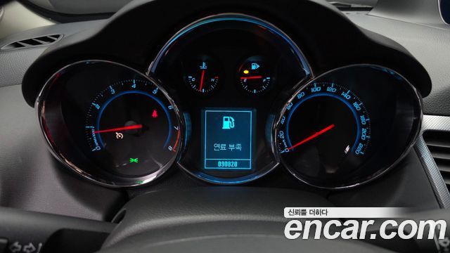 Chevrolet Cruze 1.8 LTZ+ The Perfect Black 2012 — фото 8