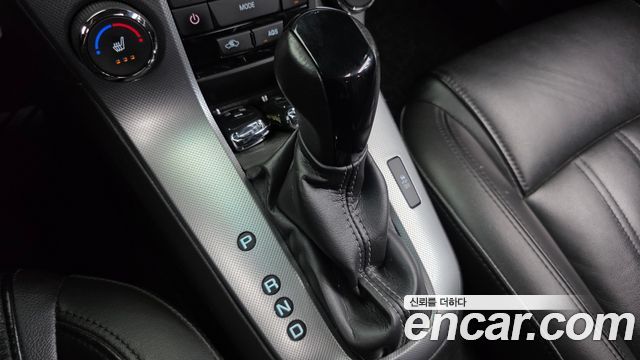 Chevrolet Cruze 1.8 LTZ+ The Perfect Black 2012 — фото 9