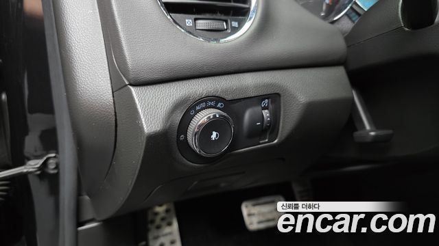 Chevrolet Cruze 1.8 LTZ+ The Perfect Black 2012 — фото 18