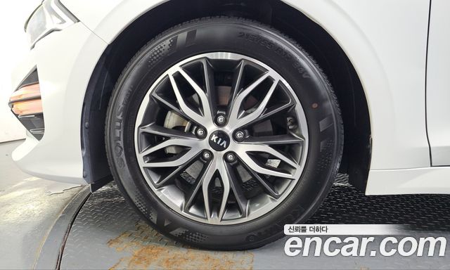 Kia K5 (III) 2.0 Prestige 2021 — фото 5