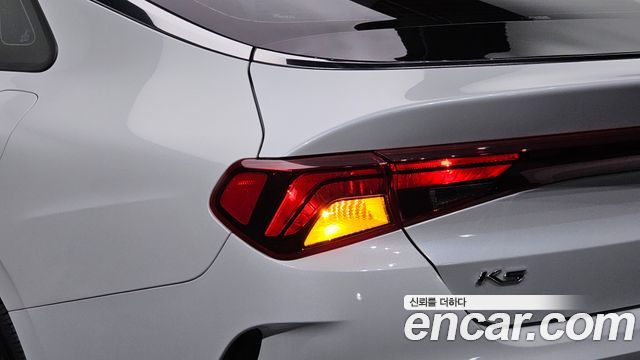 Kia K5 (III) 2.0 Prestige 2021 — фото 23