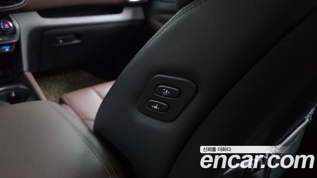 Hyundai Santa Fe (TM) Diesel 2,0 4WD Inspiration 2020 — фото 18