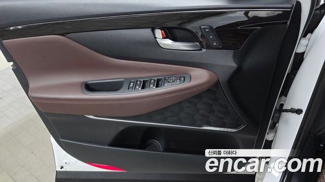 Hyundai Santa Fe (TM) Diesel 2,0 4WD Inspiration 2020 — фото 24