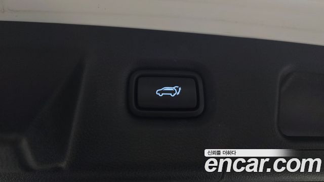 Hyundai Santa Fe (TM) Diesel 2,0 4WD Inspiration 2020 — фото 32