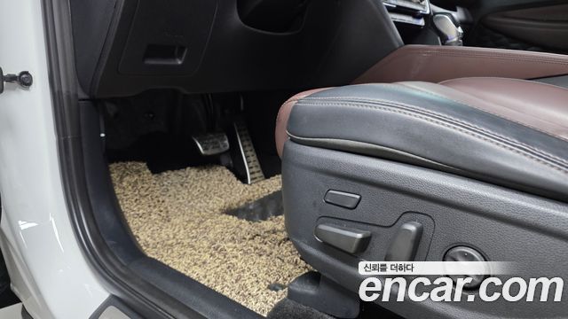 Hyundai Santa Fe (TM) Diesel 2,0 4WD Inspiration 2020 — фото 34