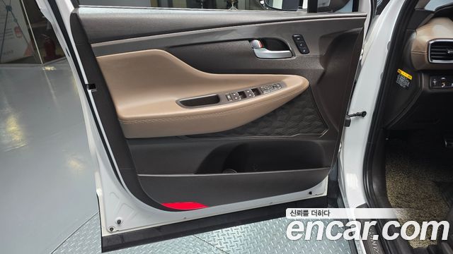 Hyundai Santa Fe (TM) Diesel 2.0 2WD Prestige 2020 — фото 30