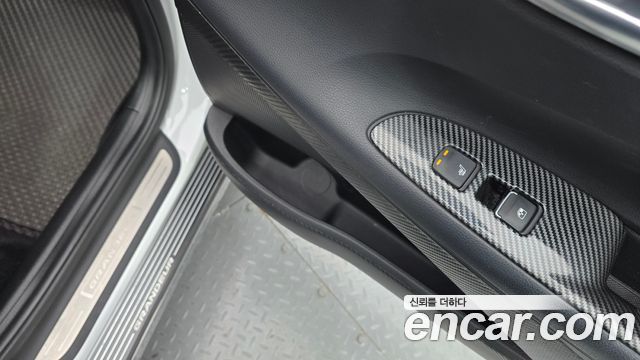 Hyundai Grandeur (IG) 2.5 Premium 2022 — фото 19