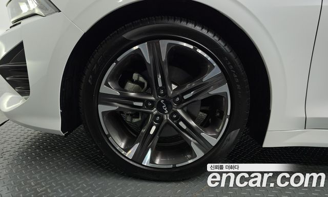 Kia K5 (III) 2.0 Noblesse 2023 — фото 5