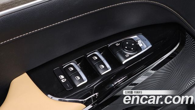 Kia K5 (III) 2.0 Noblesse 2023 — фото 20
