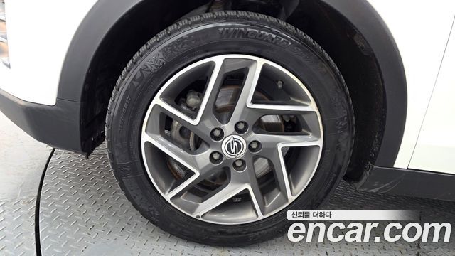 KG Mobility (SsangYong) Very New Tivoli Gasoline 1.5 2WD V3 2022 — фото 5