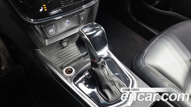 KG Mobility (SsangYong) Very New Tivoli Gasoline 1.5 2WD V3 2022 — фото 9